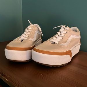 Vans women’s platform beige tan sneaker 6.5